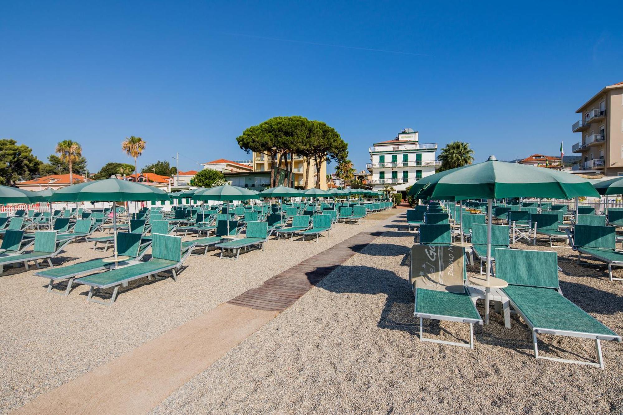 Hotel Gabriella Diano Marina Esterno foto