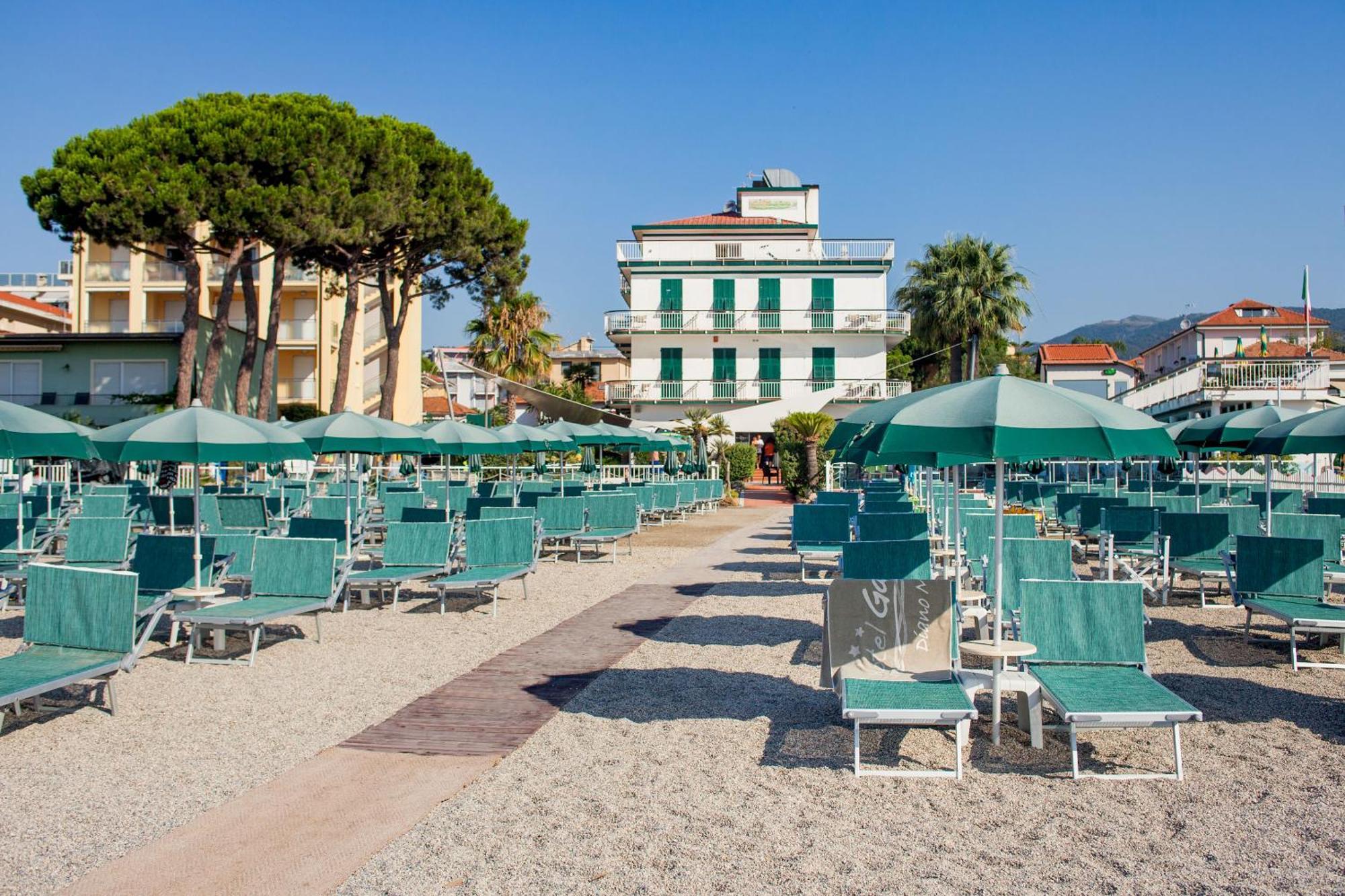 Hotel Gabriella Diano Marina Esterno foto