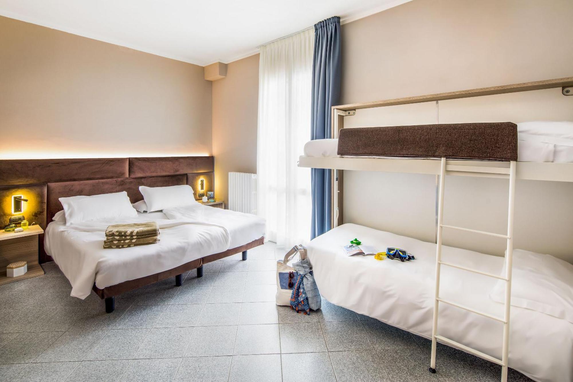 Hotel Gabriella Diano Marina Esterno foto