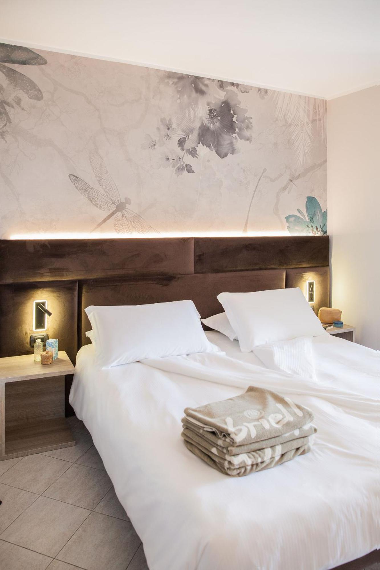 Hotel Gabriella Diano Marina Esterno foto